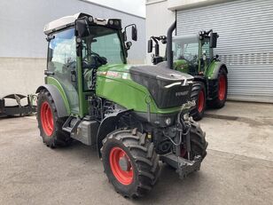 Fendt 211 V VARIO GEN3 vineyard tractor