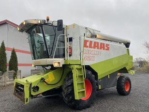 Claas Lexion 420 grain harvester