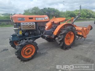 Kubota B5000 mini tractor