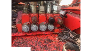 Manitou 628 hydraulic distributor