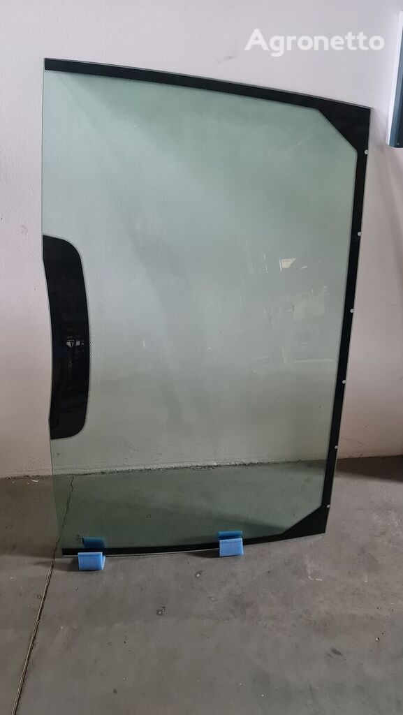 Case IH 043r00125 rear glass window for wheel tractor