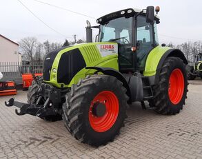 Claas Axion 810 wheel tractor