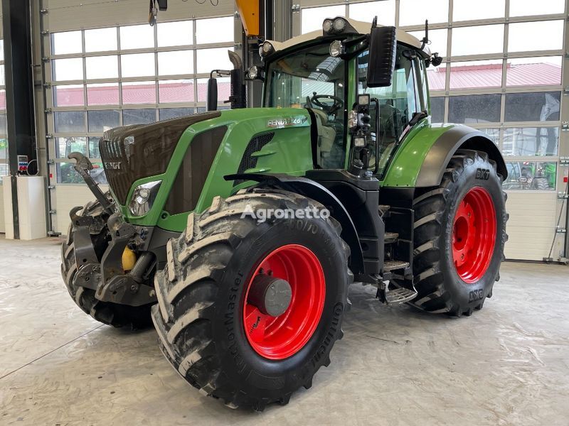 Fendt Vario 828 wheel tractor