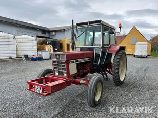 International IH 844S wheel tractor