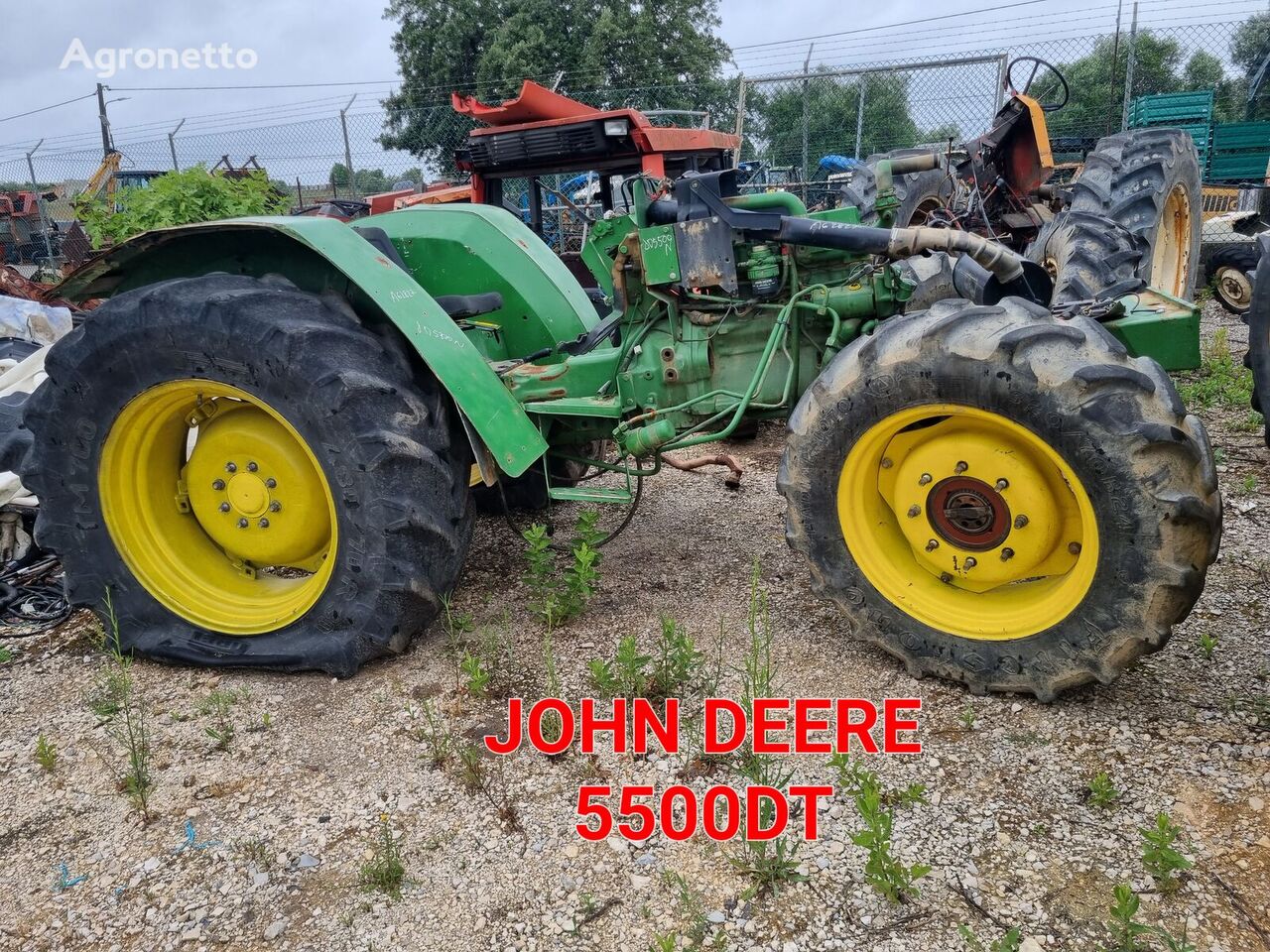John Deere 5500DT wheel tractor for parts