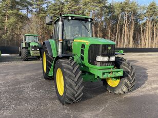 John Deere 6630 wheel tractor