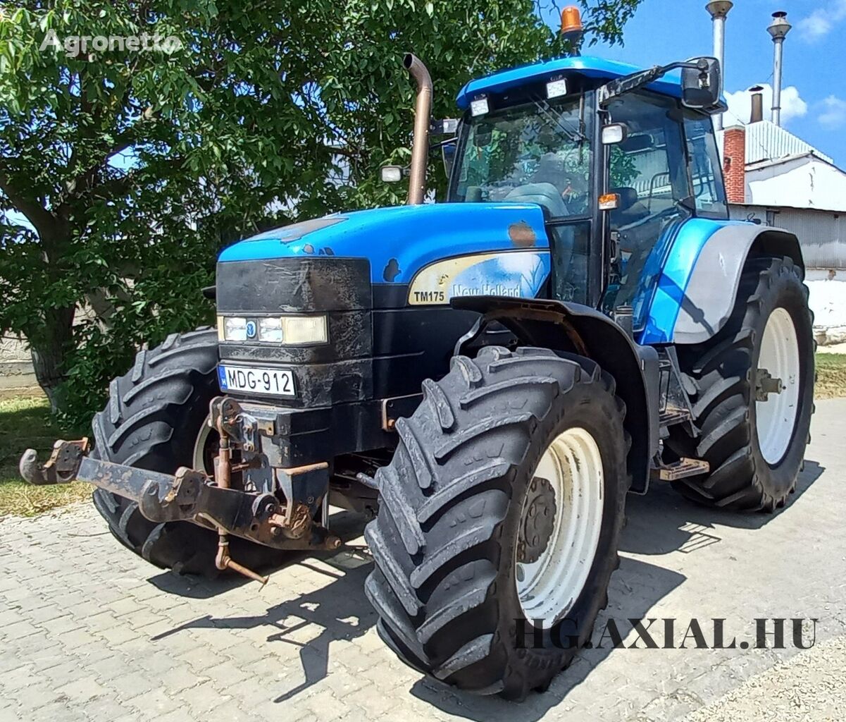 New Holland TM 175 Tractor wheel tractor