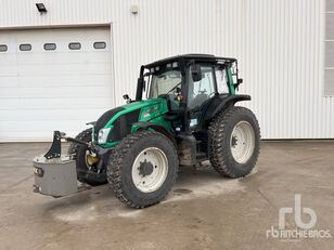 Valtra N143 4x4 Tracteur Agricole wheel tractor